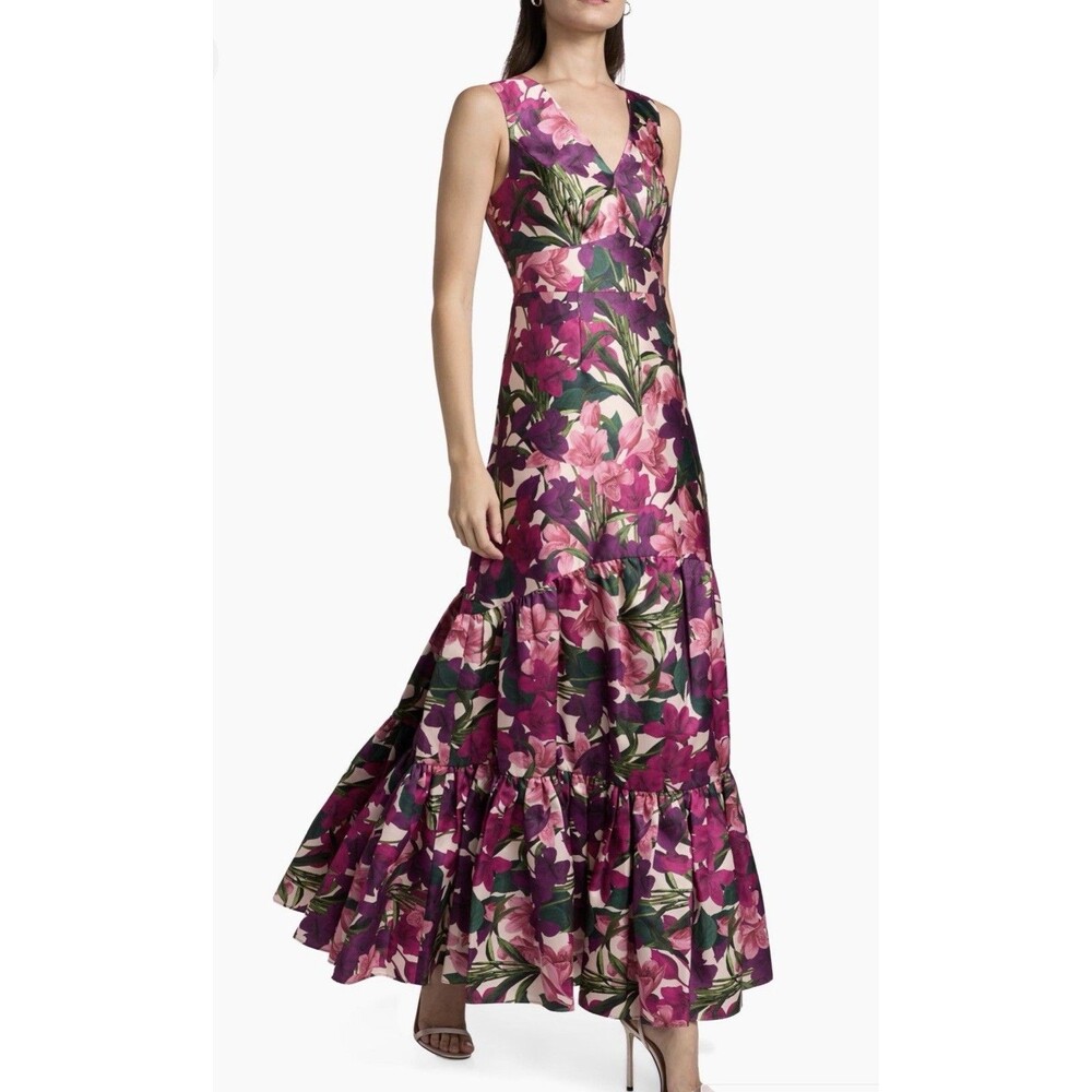 Sachin & Babi Rori Floral Tiered Casa Blanca Lilies Women’s Gown Dress Size 2
